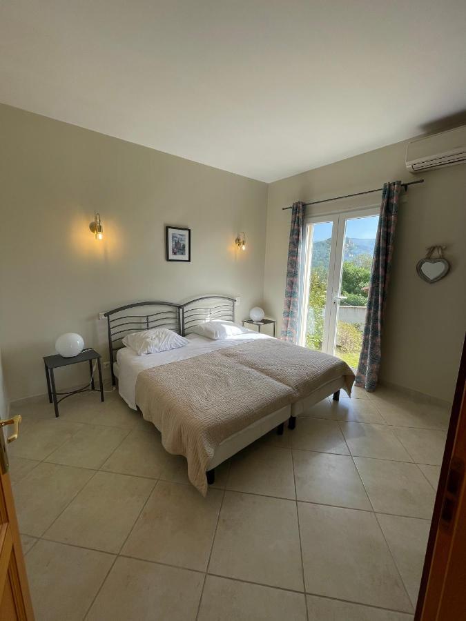 Superbe Villa Avec Piscine Vue Mer, Proche Plage Et Porticcio Pietrosella Exterior photo